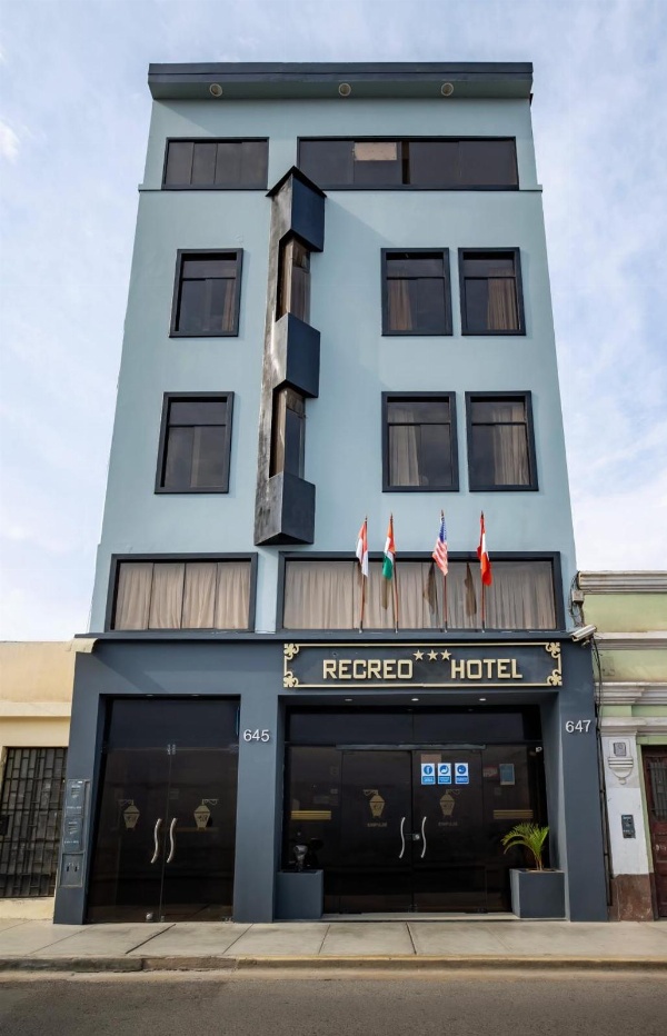 Recreo Hotel image 1