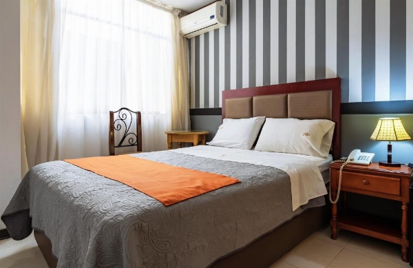 Recreo Hotel image 19
